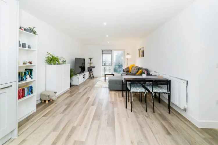 Two Bed Apartment Faygate Horsham