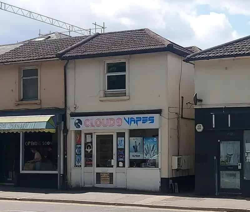 Lock-up Shop with Basement For Sale in Southborough Tunbridge Wells