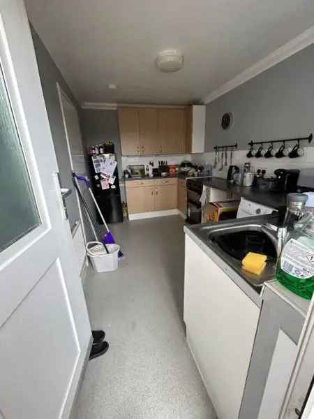 Flat For Rent in Stevenage, England