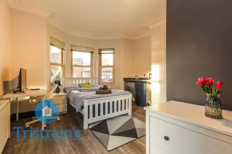 1 Bedroom Studio House for Students Nottingham