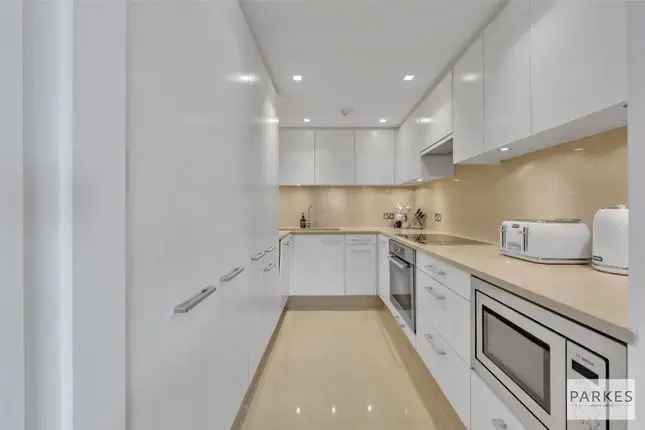 Flat for sale in Clarendon Place, London W2