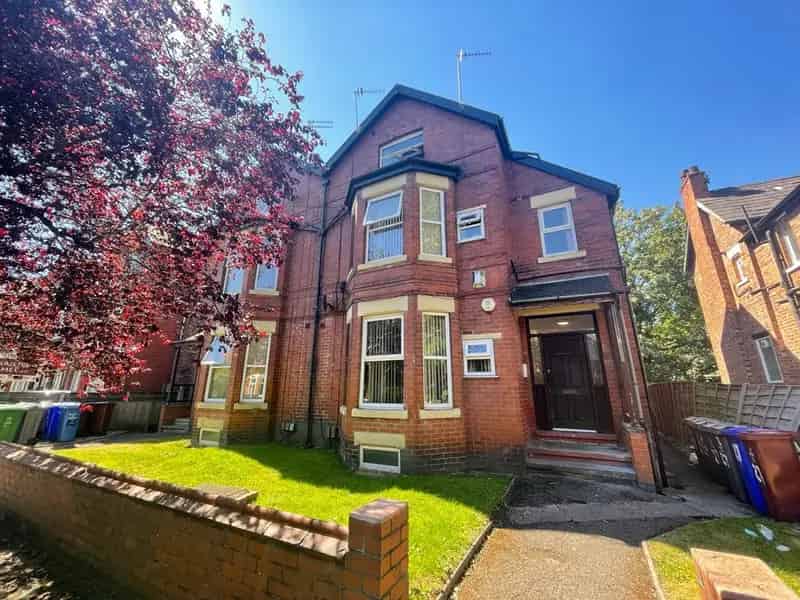 1 Bedroom Flat Chorlton Manchester Furnished Gas Water Included