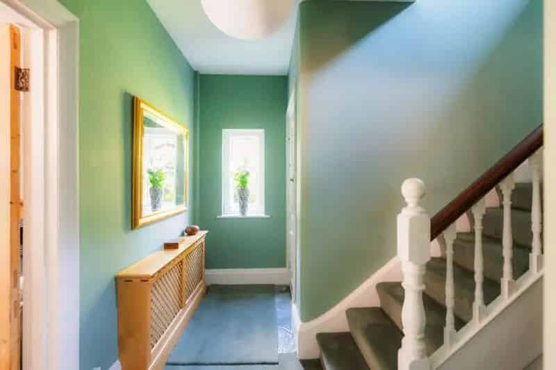 4 Bedroom Victorian Semi-Detached House with Modern Extension