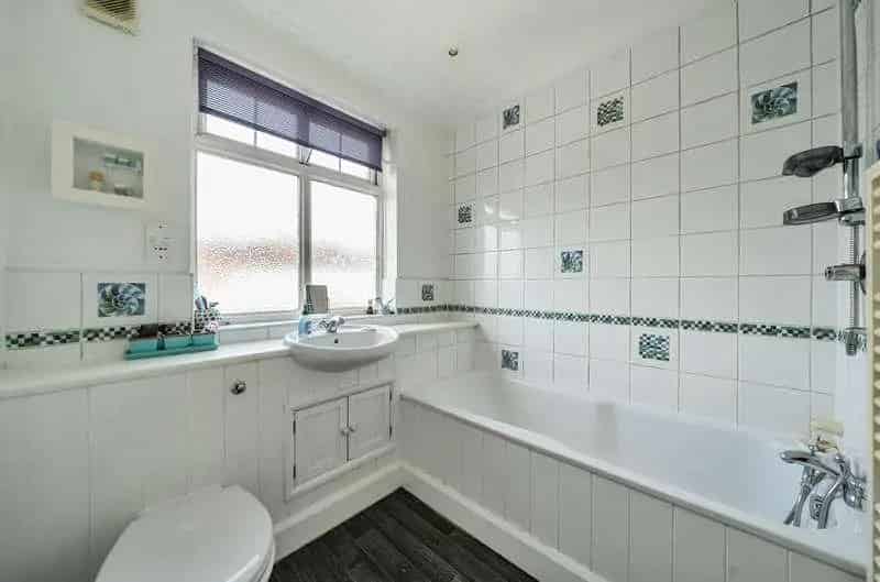4 Bed House for Sale Spacious Family Home
