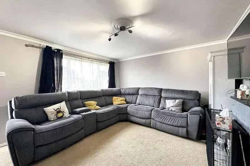 3 bed house for sale