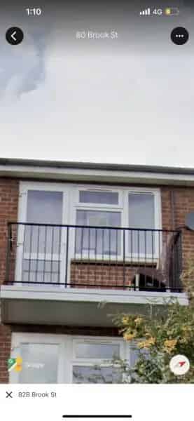 2nd Floor Flat with Balcony, Car Park & Amenities