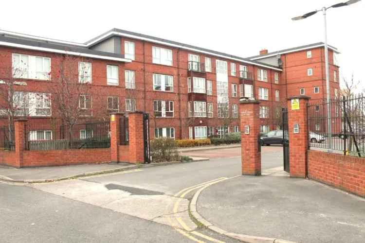 Apartment For Sale in Liverpool, England