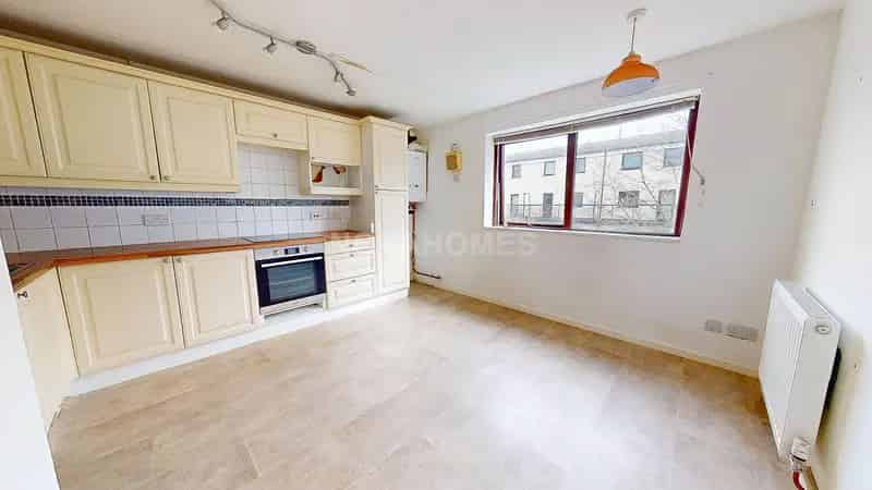 2 Bedroom Flat House to Rent Devonport