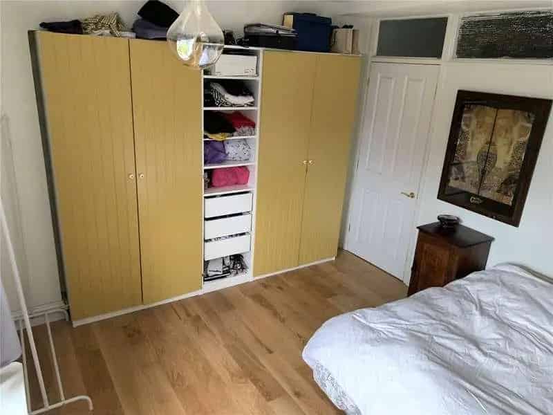 1 Bed Flat for Sale - Excellent Condition - Balcony - Lift Access