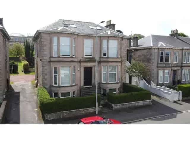 3 Bedroom Attic Flat for Sale West End Greenock River Views