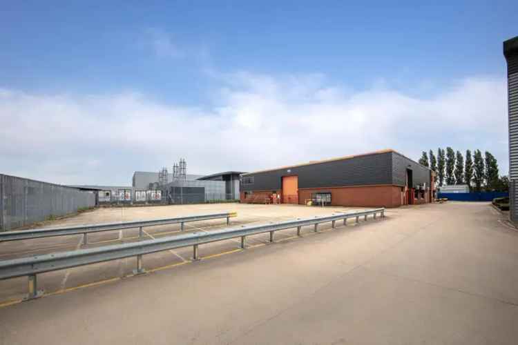 Refurbished Warehouse To Let Slough Trading Estate
