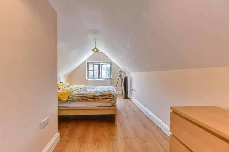 4 Bed Detached Chalet Bungalow West Worthing