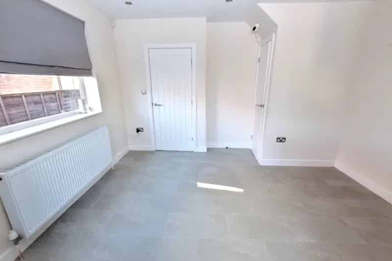 Cosy Semi-Detached House Near Leeds City Centre