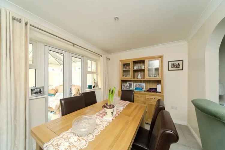 Four Bedroom Detached House Sovereign Harbour Eastbourne
