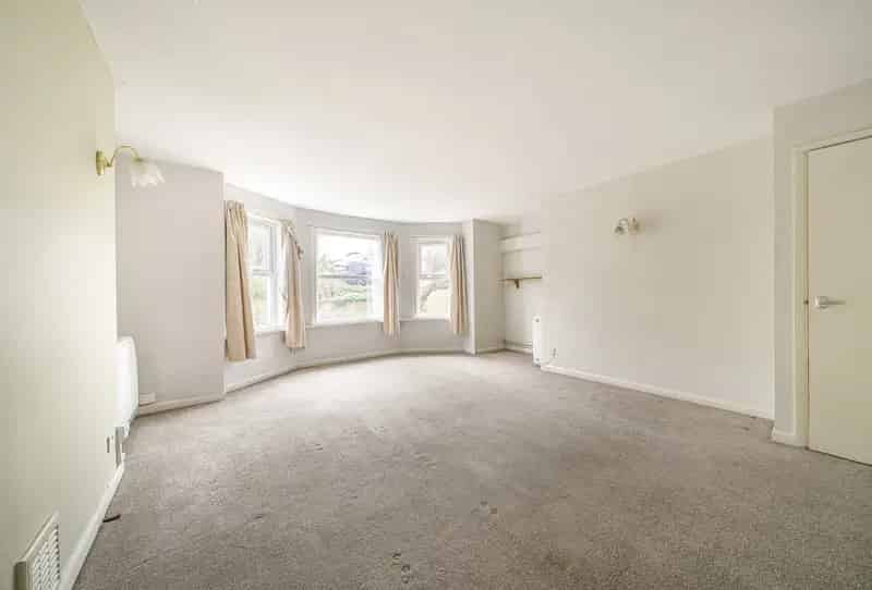 1 Bedroom Flat for Sale Tunbridge Wells Town Centre