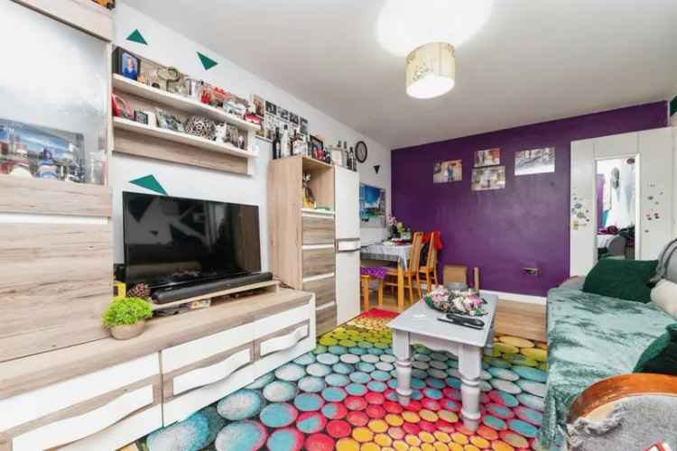 3-Bed Maisonette Near Stevenage Town - 1000 Sqft - No Service Charge