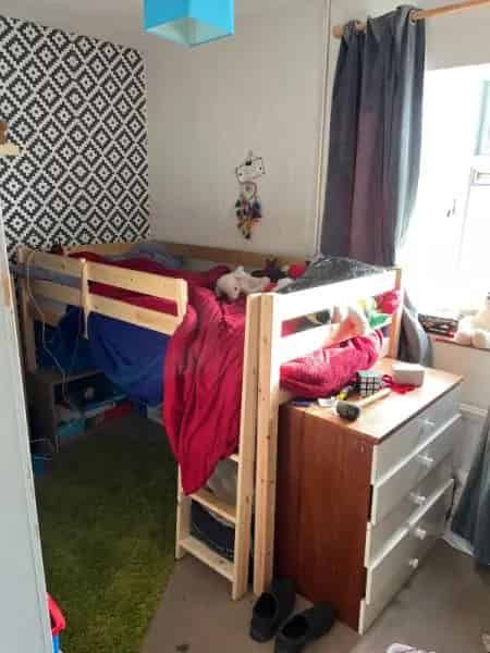 Flat For Rent , Elmbridge, England