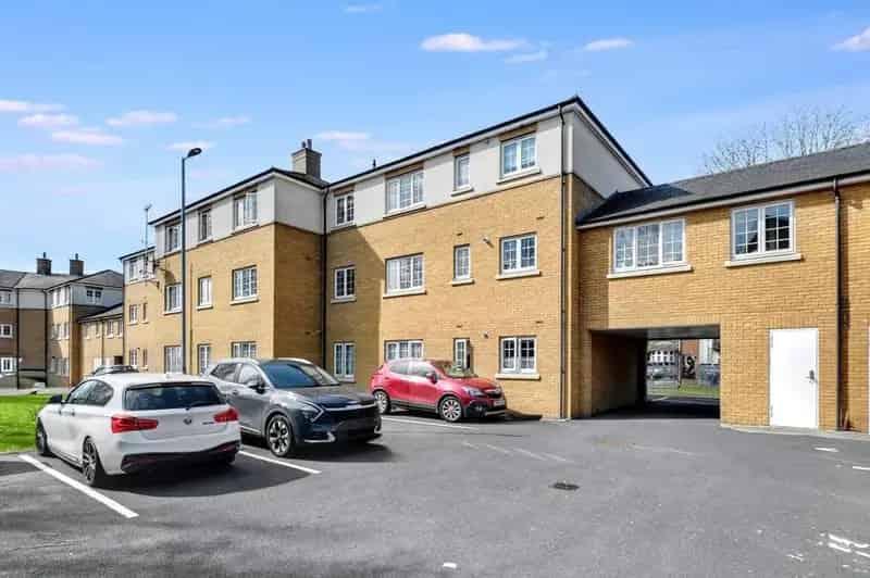 2 Bedroom Apartment for Sale