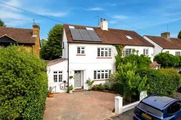 Family Home with Solar Panels and EV Charger Near Hampton Court
