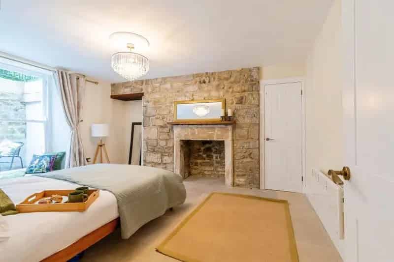 1 Bedroom Apartment for Sale in Bath