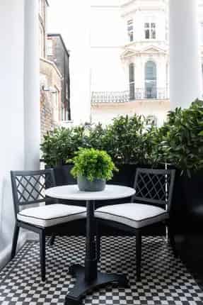 2 Bed Duplex Apartment Kensington W8 - Private Terrace