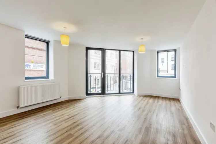 2 Double Bedroom Apartment Dukes Yard Open Plan Living South Westerly Balcony