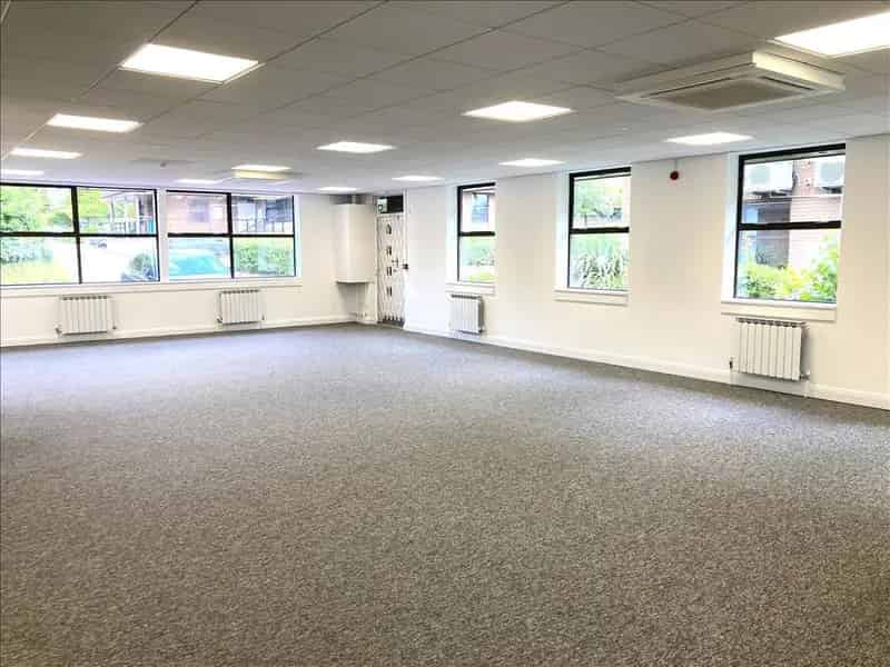 Modern Office Suites near M4M5 Business Park