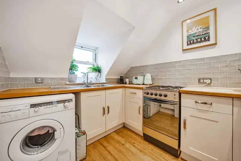 Wimbledon One Bedroom Top Floor Flat to Rent