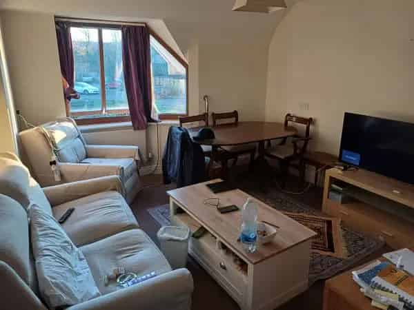 Flat For Rent , Mole Valley, England
