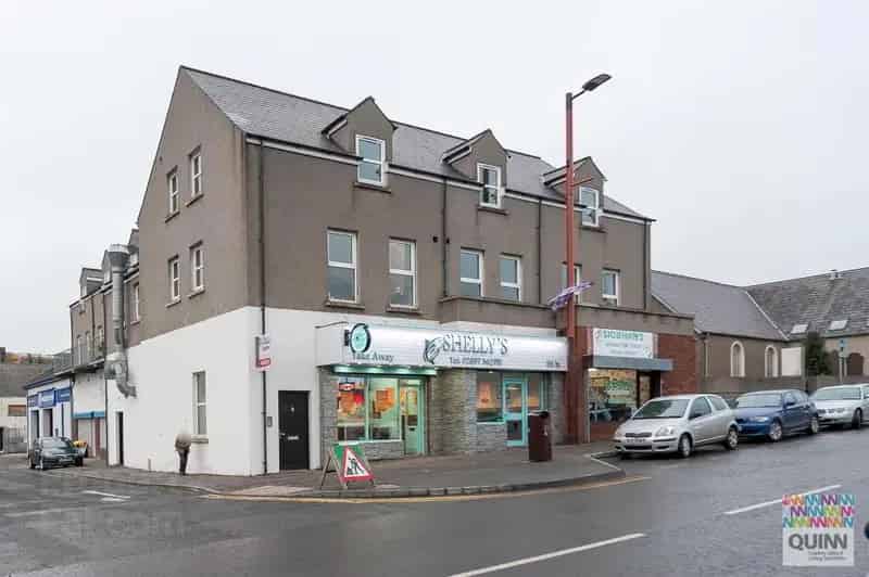 Spacious 2 Bed Duplex Apartment Ballynahinch Town Centre