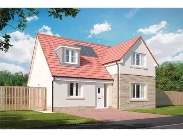 3 Bedroom Detached House for Sale Near Glasgow