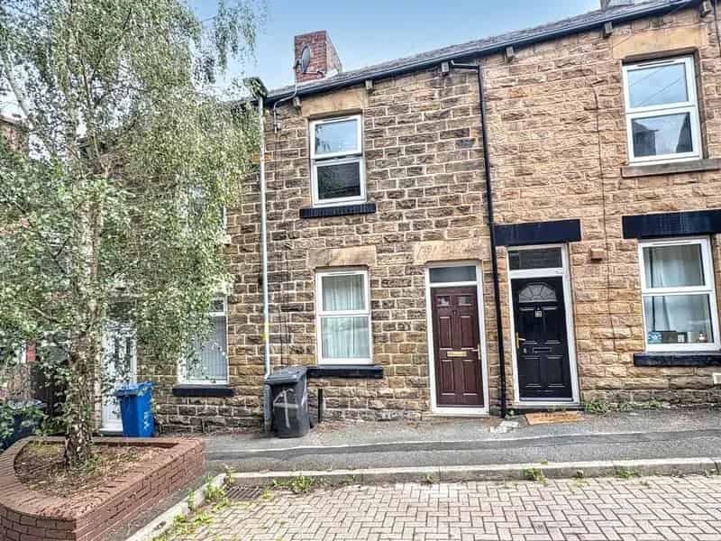 One Bedroom Terrace House Near Barnsley Town Centre - Rental Investment