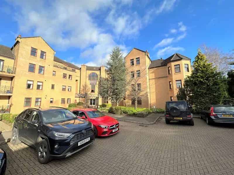 3 Bedroom Furnished Apartment Hyndland Glasgow