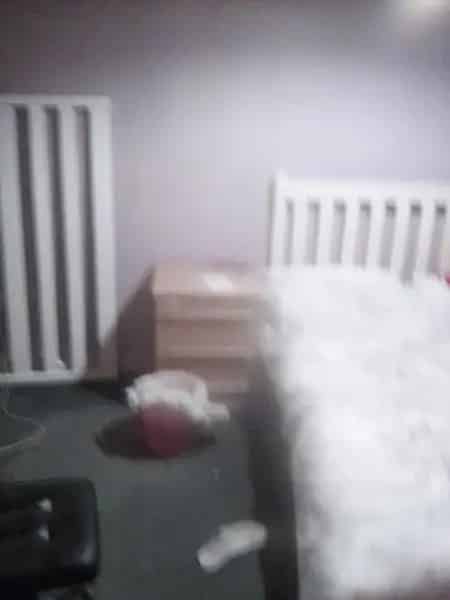 1 Bedroom Apartment with Large Living Room and Fitted Kitchen