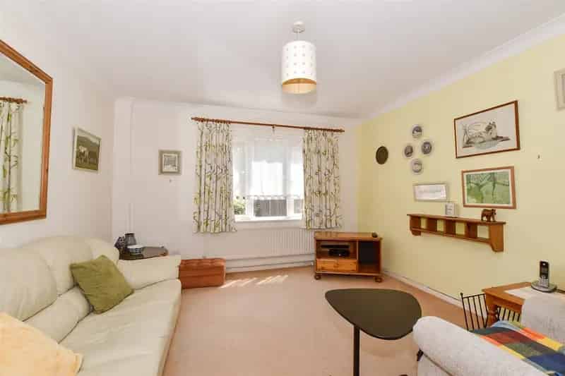 3 Bedroom Terraced House For Sale - No Chain