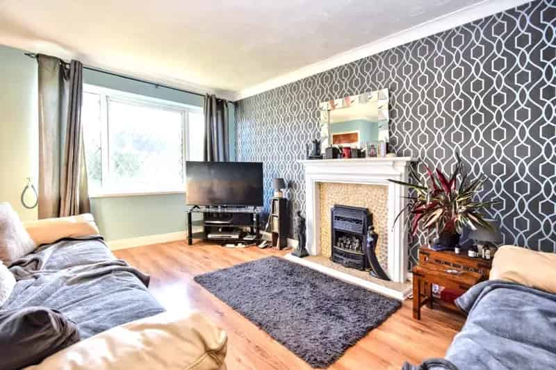 Three Bedroom Semi Detached House With Parking And Stunning Views