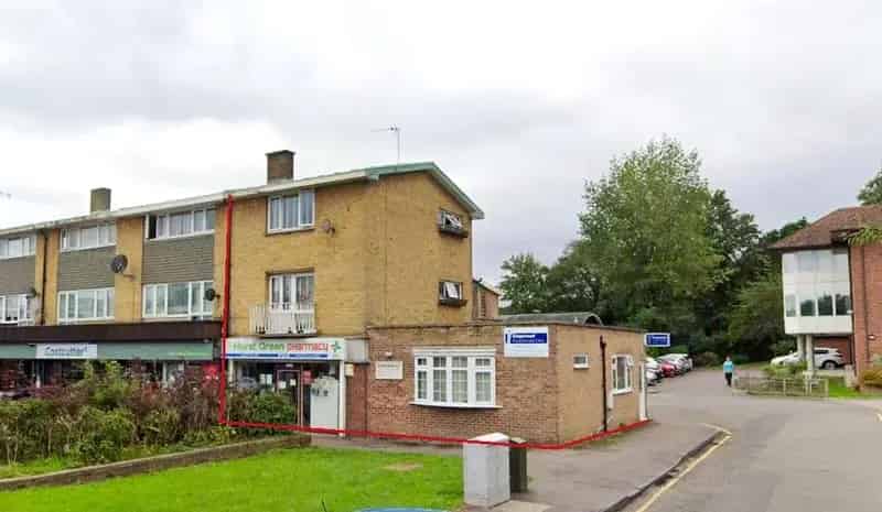 3-Bedroom Flat and Commercial Units Investment Opportunity Near Oxted