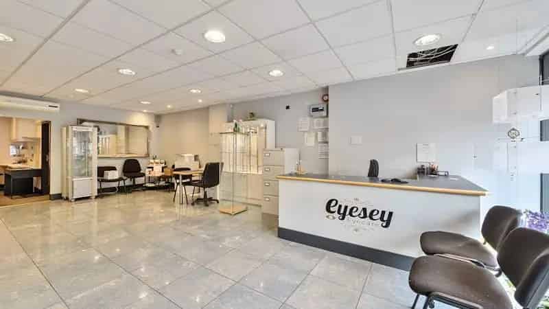 Retail Unit For Lease Pinner High Street