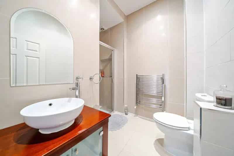 Flat For Sale , London, England