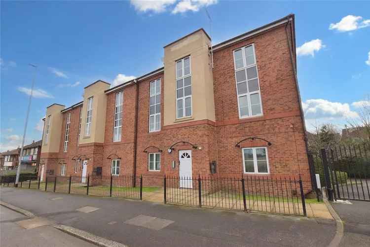 Apartment For Sale in Leeds, England