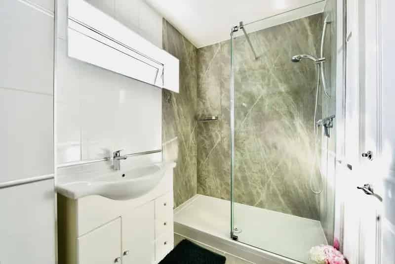 2 Bedroom Flat for Sale Sheffield Incredible Views Garage Included