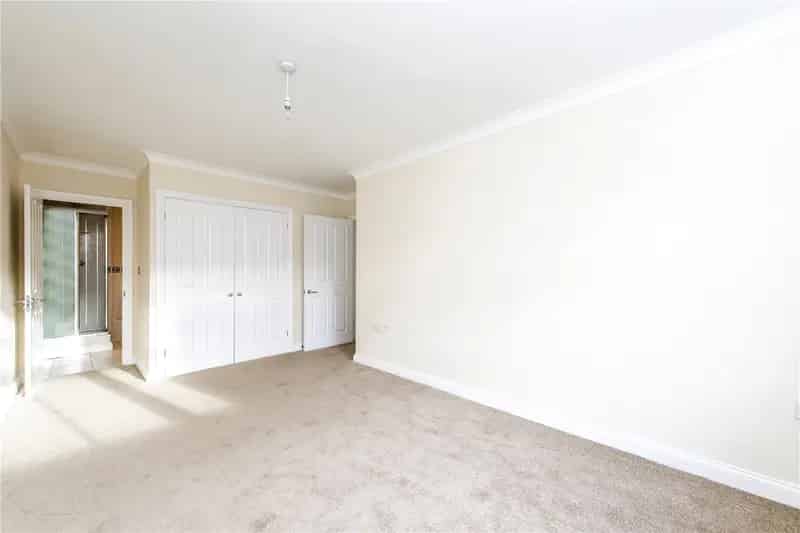 2 bedroom flat/apartment in London