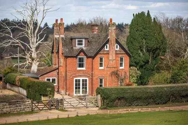 Seven Bedroom Victorian Family Home New Forest