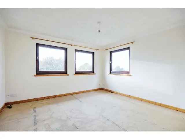 2 bedroom flat  for sale