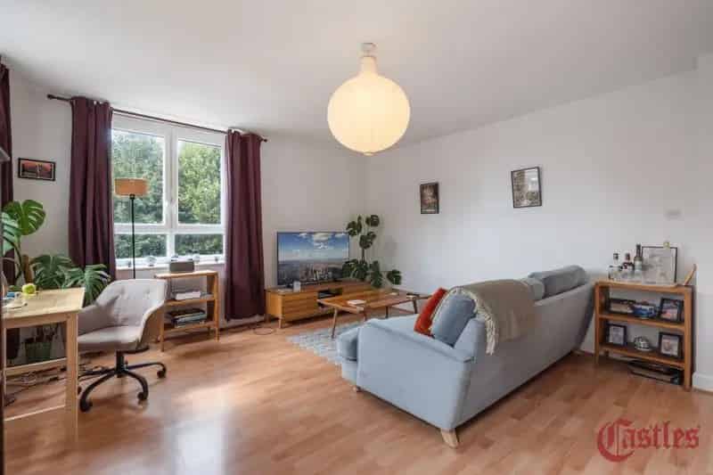 2 Bedroom Apartment House to Rent