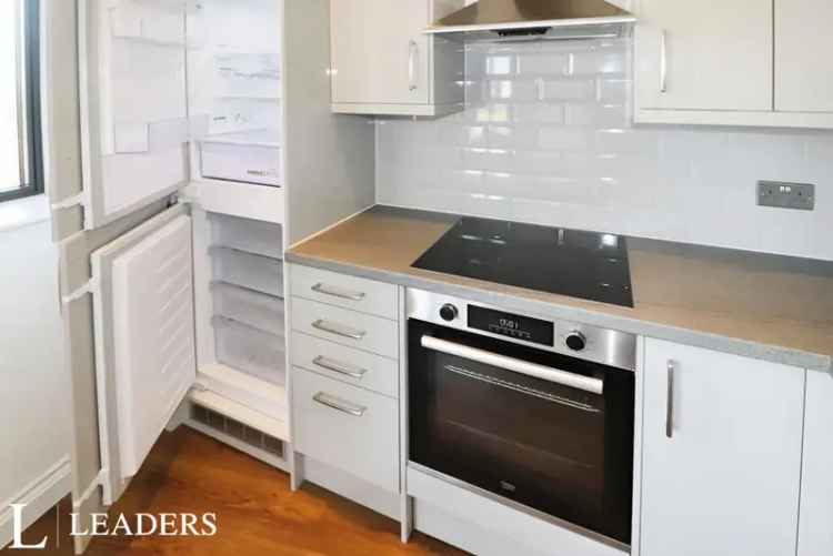 2 Bedroom Apartment near Brentwood High Street