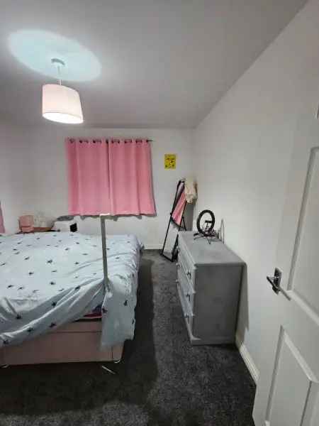 Flat For Rent in East Lindsey, England