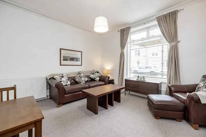 Flat For Rent , 47, Balmoral Place, Aberdeen City, Scotland