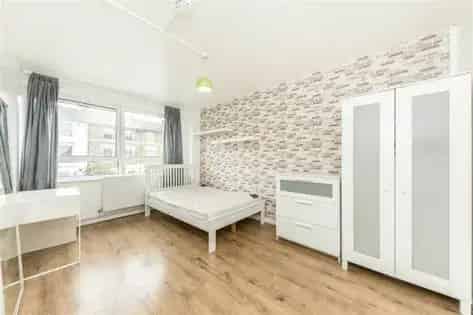 4 Bedroom Flat 116m² London HMO Near Brockley Station