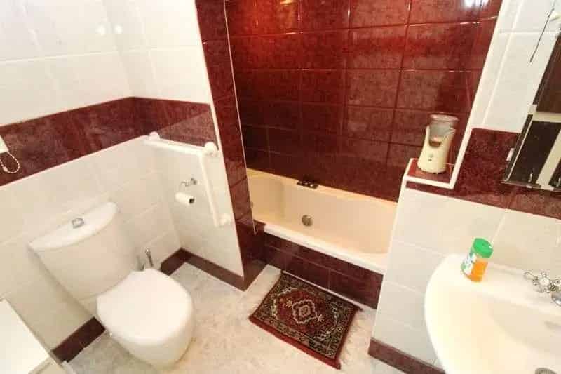 4 Bed Dormer Bungalow for Sale in Pogmoor Barnsley